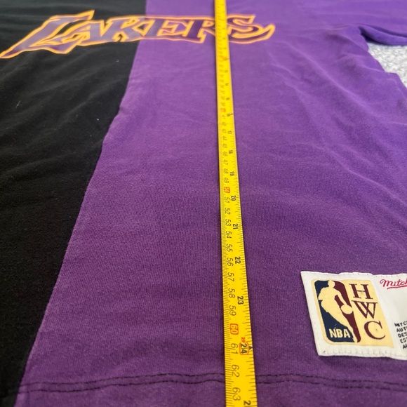 VINTAGE NBA LOS ANGELES LAKERS MITCHELL & NESS TEE SHIRT Size Smal - Picture 4 of 5